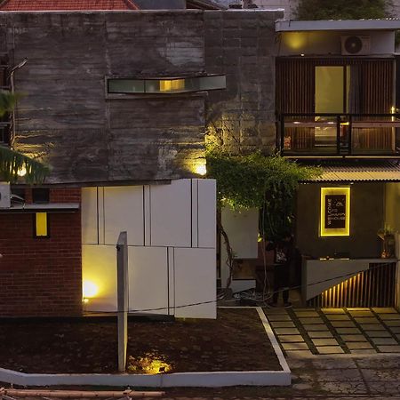Happy House Bnb Bromo Backpacker Probolinggo Esterno foto