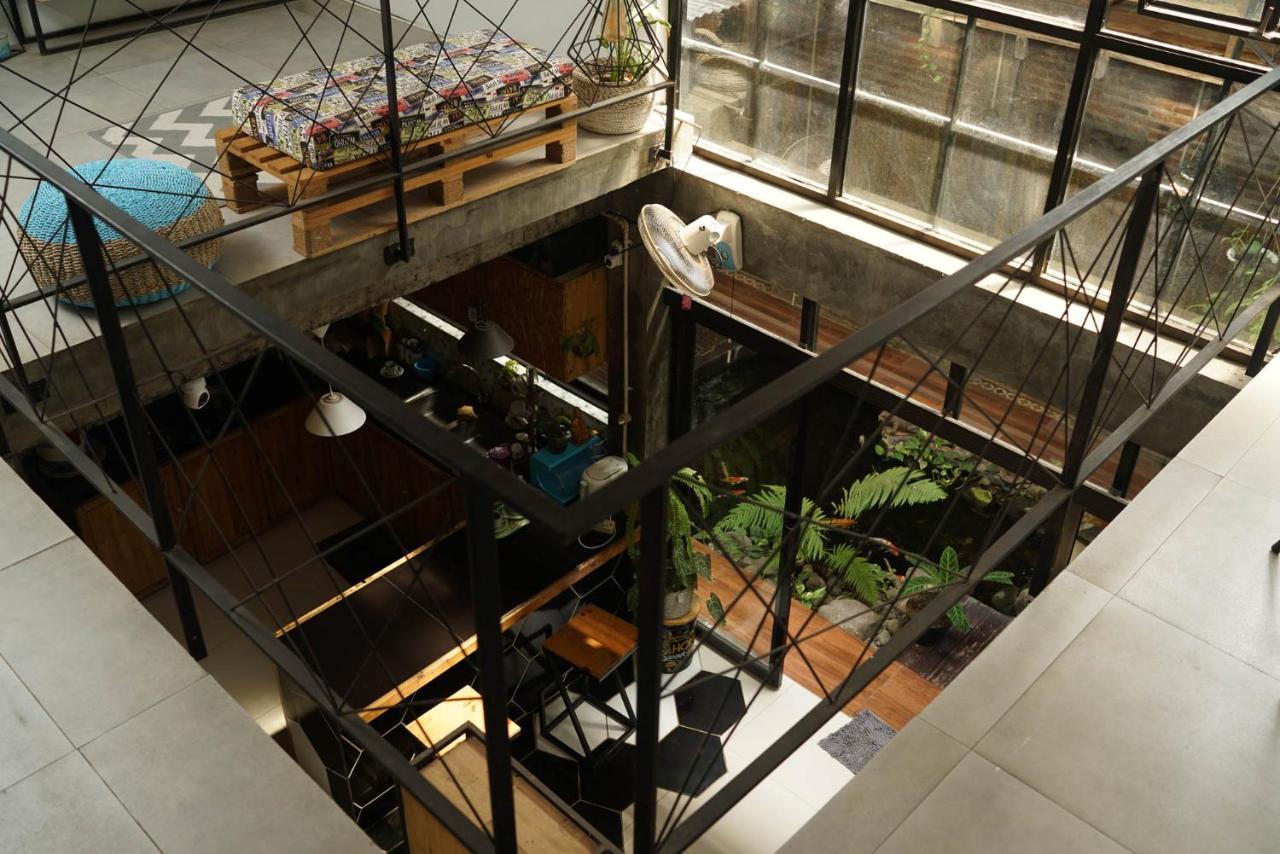Happy House Bnb Bromo Backpacker Probolinggo Esterno foto