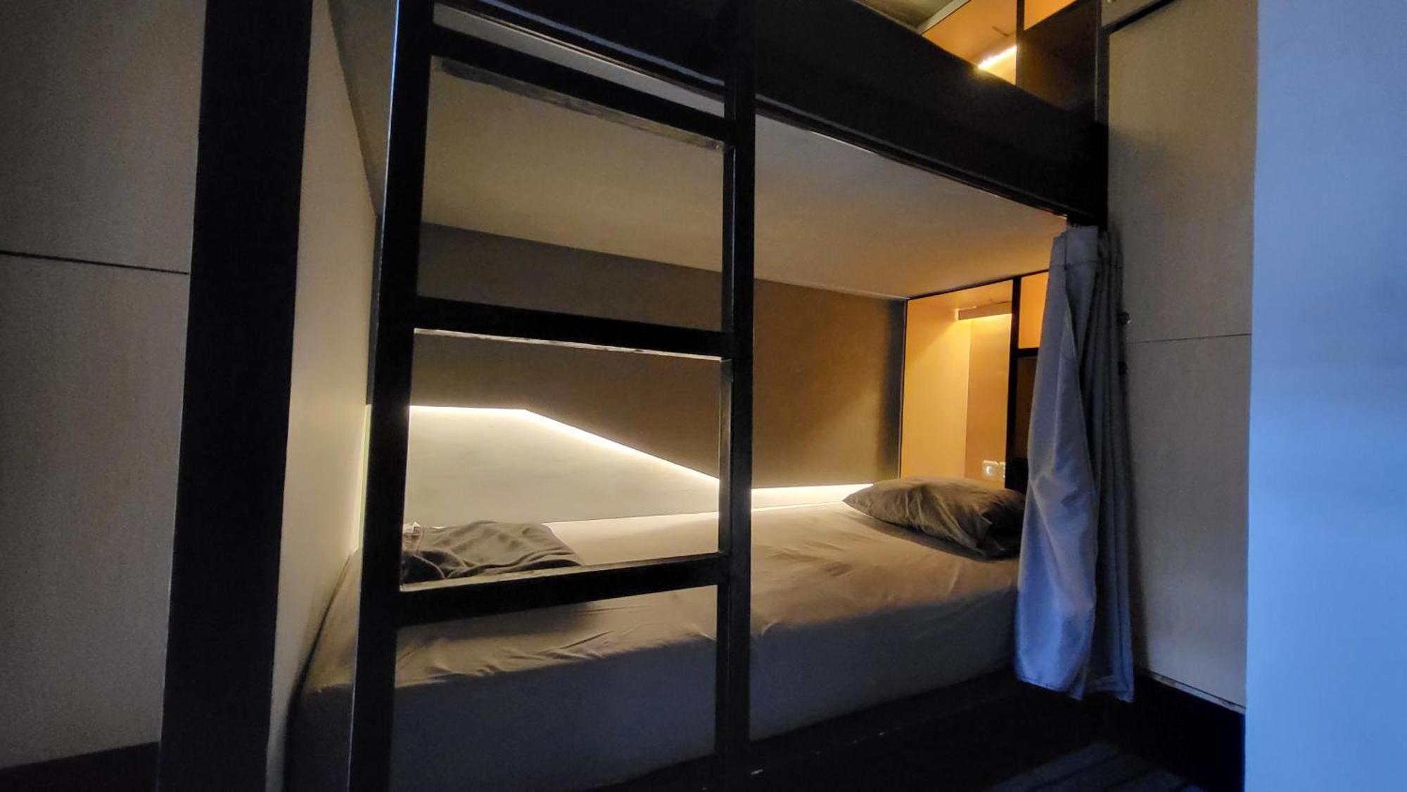 Happy House Bnb Bromo Backpacker Probolinggo Esterno foto